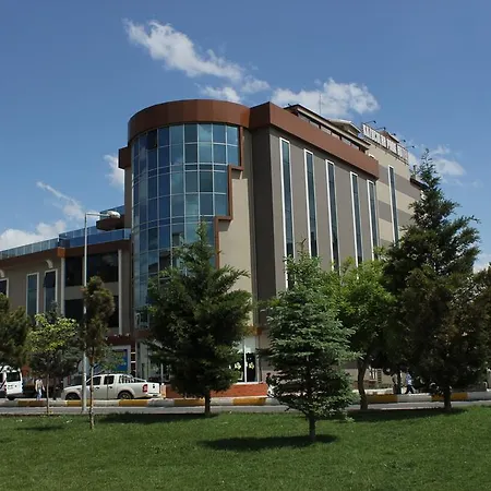 Kuzucular Park アクサライ