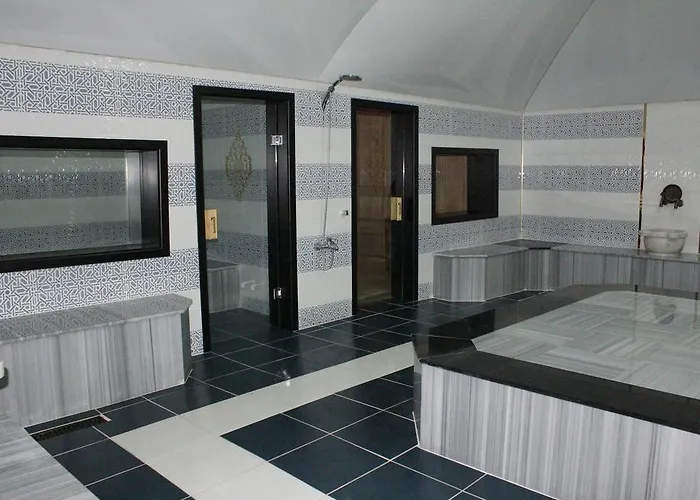 Kuzucular Park Hotel 4*