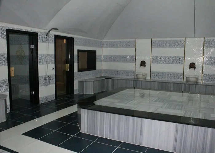 Hotel Kuzucular Park