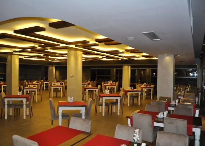 Kuzucular Park Hotel 4*